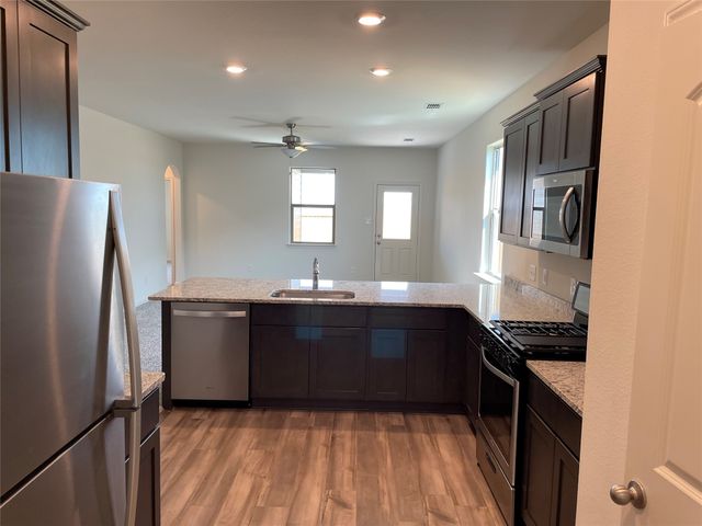 13716 Logan Pass Drive, Ponder, TX 76259