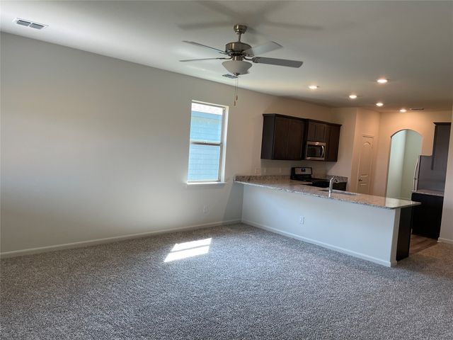 13716 Logan Pass Drive, Ponder, TX 76259