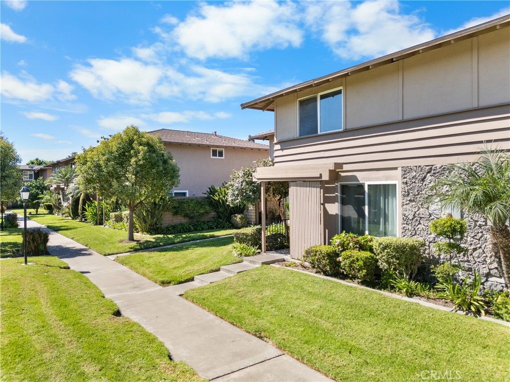 18328 Brookhurst Street, Fountain Valley, CA 92708 — photo 3