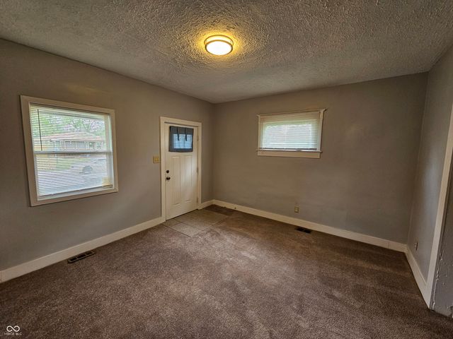 2143 Bellefontaine Street, Indianapolis, IN 46202