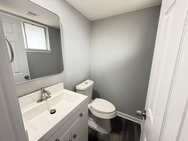 8646 Whitecastle Lane, Houston, TX 77088