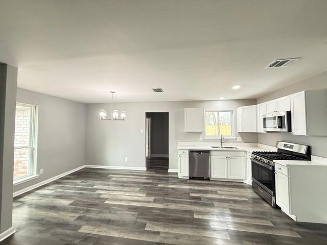 8646 Whitecastle Lane, Houston, TX 77088