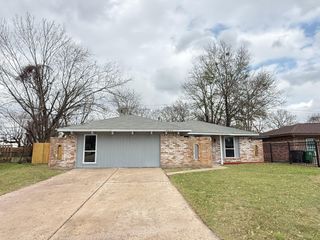 8646 Whitecastle Lane, Houston, TX 77088