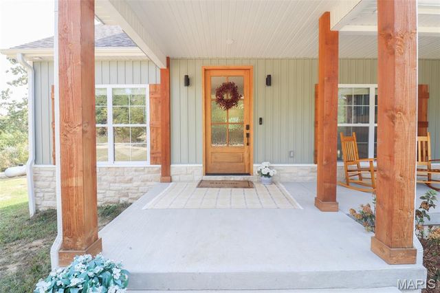 23388 Rainbow Lane, Waynesville, MO 65583