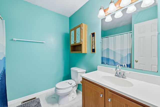 1008 SHIPWRECK DR, New Market, VA 22844