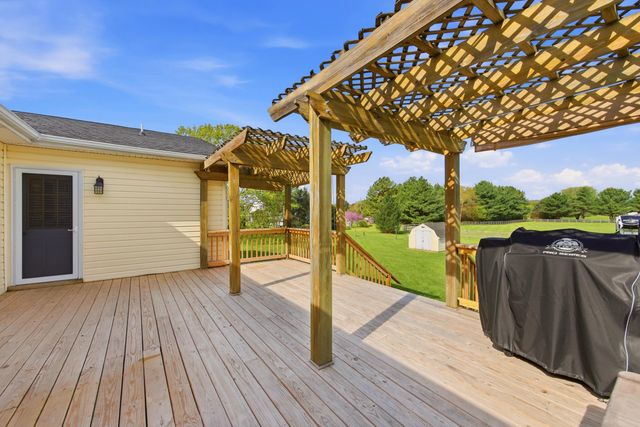1008 SHIPWRECK DR, New Market, VA 22844