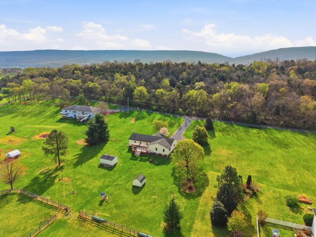 1008 SHIPWRECK DR, New Market, VA 22844