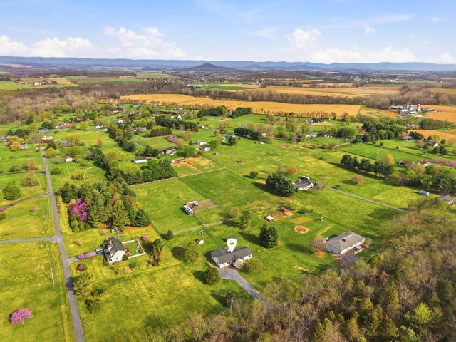 1008 SHIPWRECK DR, New Market, VA 22844