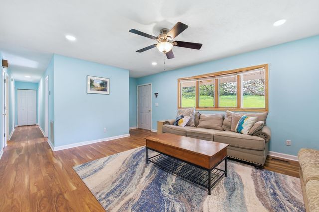 1008 SHIPWRECK DR, New Market, VA 22844