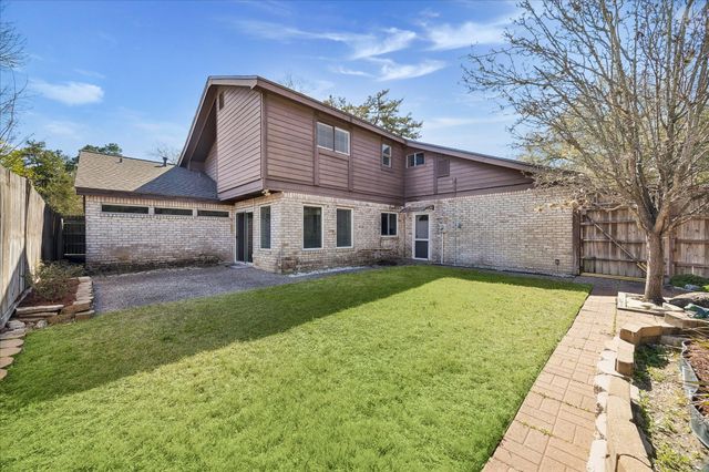 15754 Walkwood Drive, Houston, TX 77079