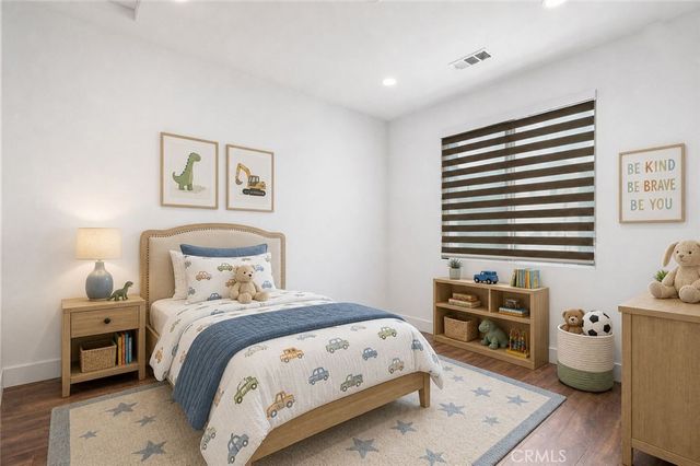 305 Novel, Irvine, CA 92618