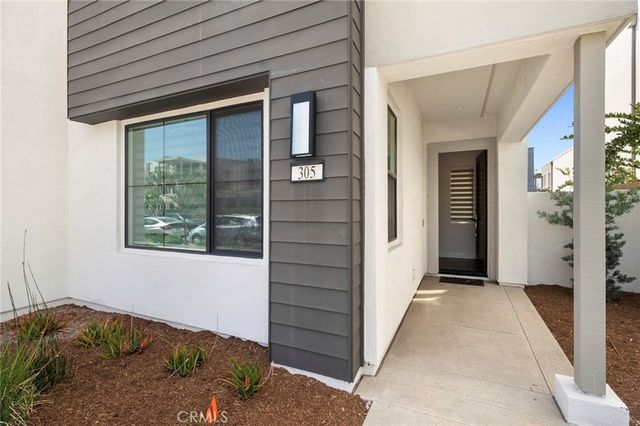 305 Novel, Irvine, CA 92618