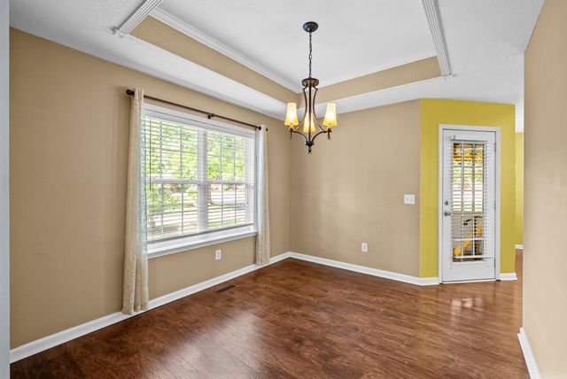 502 Forrest Pointe Dr, Murfreesboro, TN 37130