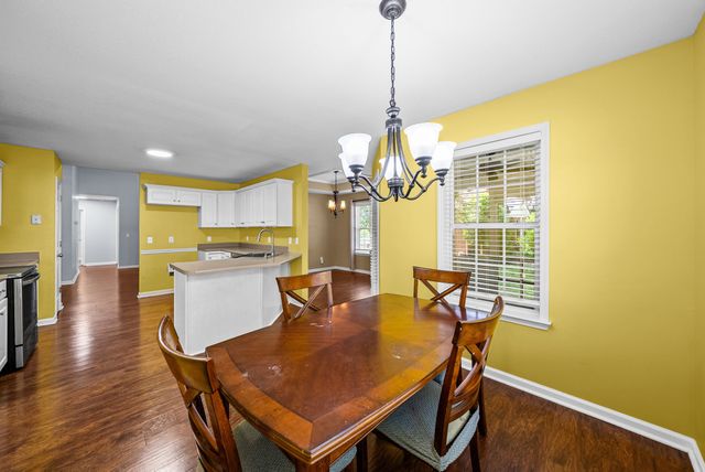 502 Forrest Pointe Dr, Murfreesboro, TN 37130