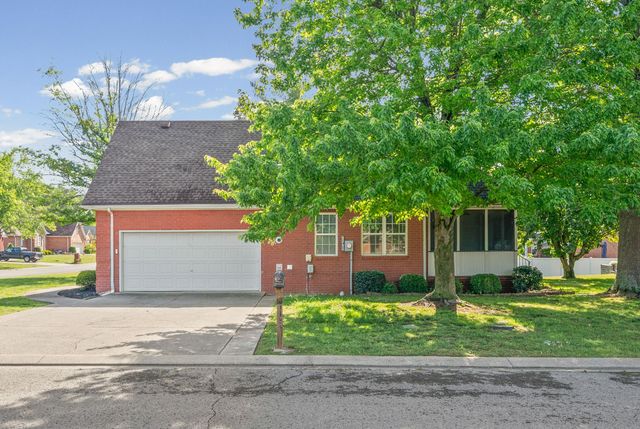 502 Forrest Pointe Dr, Murfreesboro, TN 37130