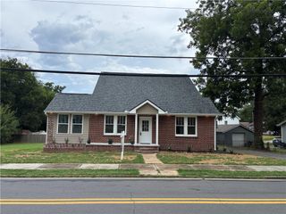 107 Johnson Street, Cartersville, GA 30120
