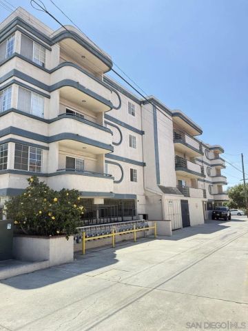 535 W 4Th 306, Long Beach, CA 90802