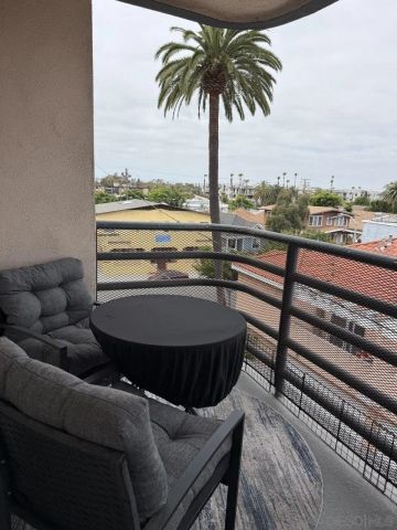 535 W 4Th 306, Long Beach, CA 90802