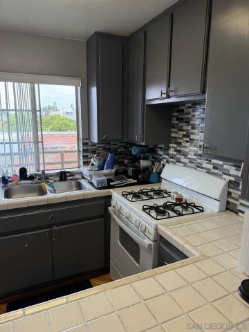 535 W 4Th 306, Long Beach, CA 90802
