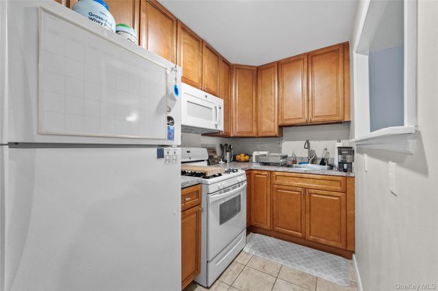 155 Ferris Avenue 8K, White Plains, NY 10603