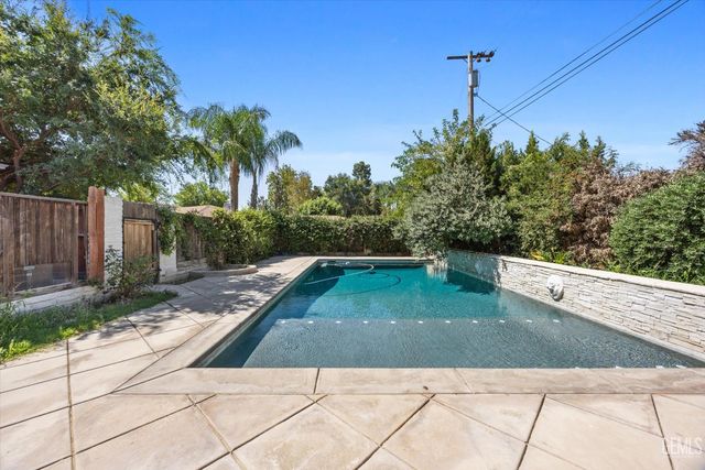 719 Mannel Avenue, Shafter, CA 93263