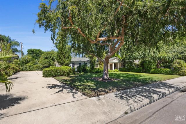 719 Mannel Avenue, Shafter, CA 93263