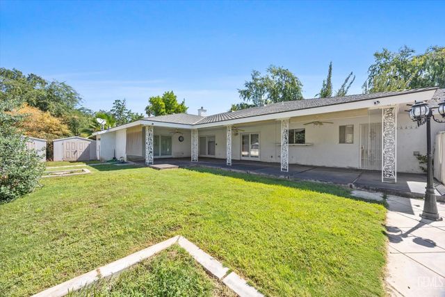 719 Mannel Avenue, Shafter, CA 93263