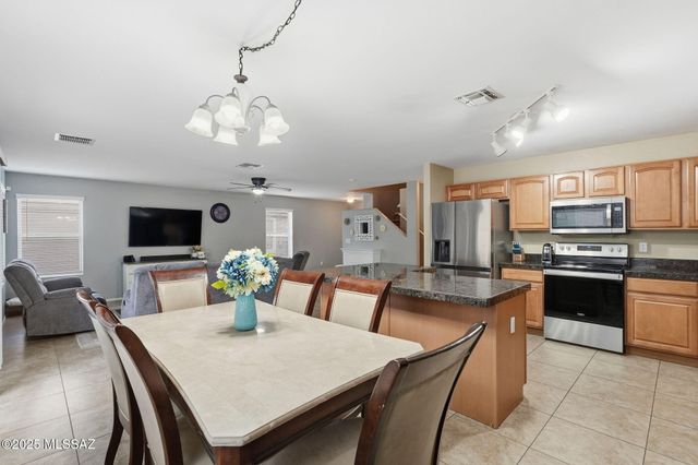 12902 N Pocatella Drive, Marana, AZ 85653