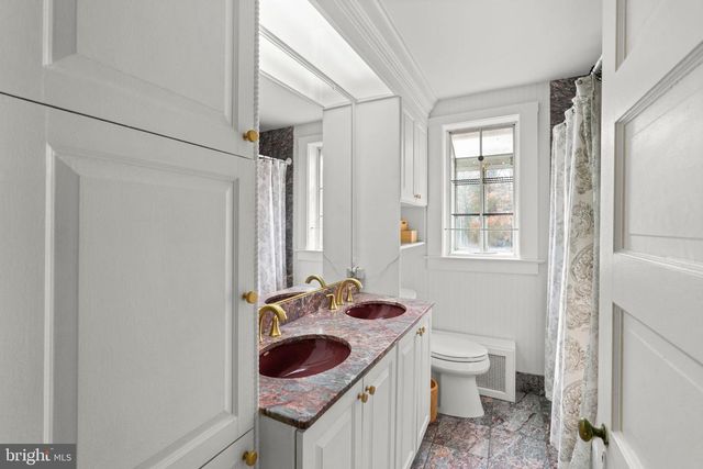 2409 POPLAR DR, Baltimore, MD 21207