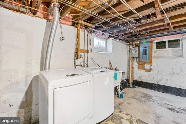 2409 POPLAR DR, Baltimore, MD 21207