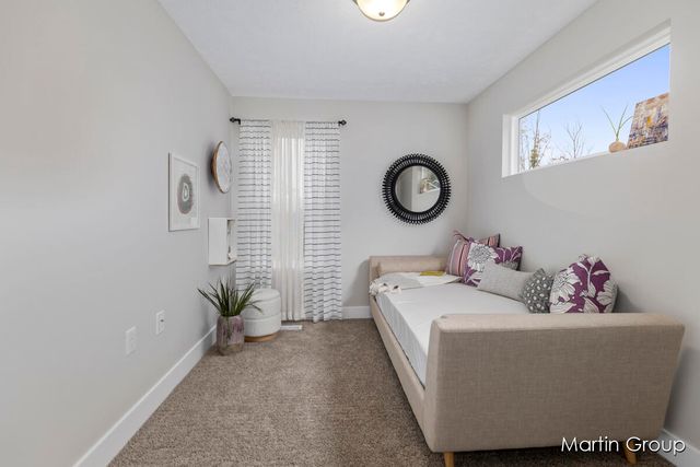 2229 Watertown Way, Grand Rapids, MI 49505