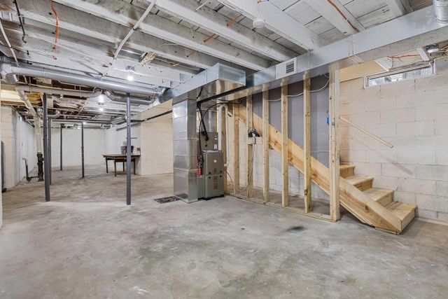 317 E RICHMOND STREET, Shawano, WI 54166