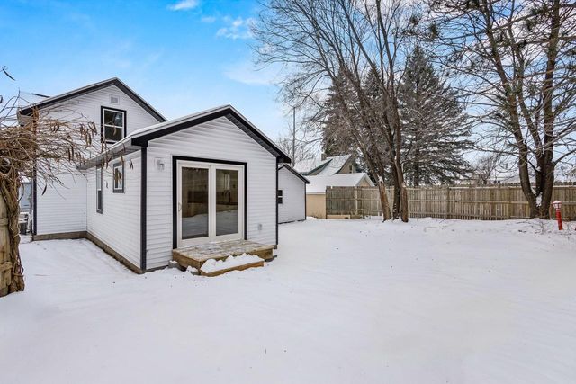 317 E RICHMOND STREET, Shawano, WI 54166