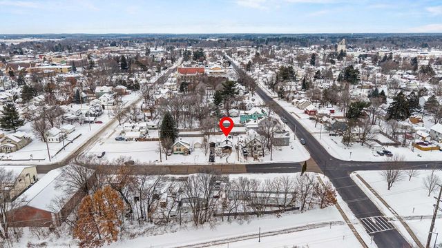 317 E RICHMOND STREET, Shawano, WI 54166