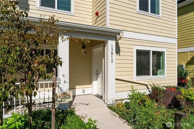 13813 32nd Lane S, Tukwila, WA 98168