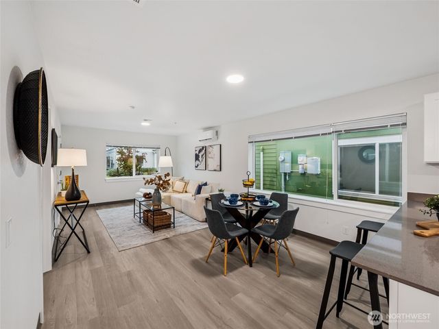 13813 32nd Lane S, Tukwila, WA 98168