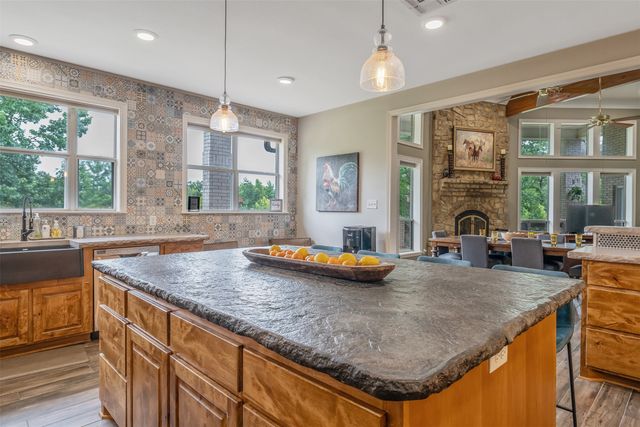 293 County Road 2768, Mineola, TX 75773