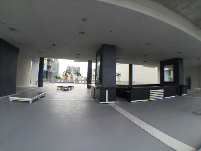 690 SW 1ST CT 1427, Miami, FL 33130