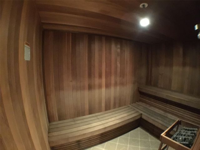 690 SW 1ST CT 1427, Miami, FL 33130