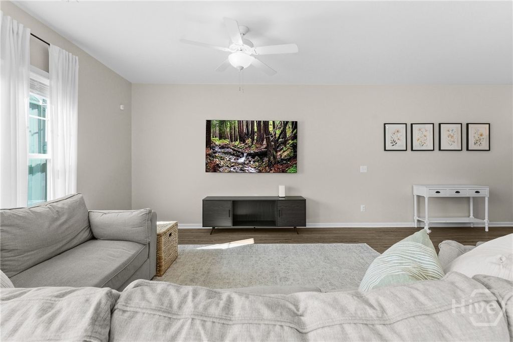 Image 18 of property listing at 138 Ainsdale Drive, Richmond Hill, GA 31324