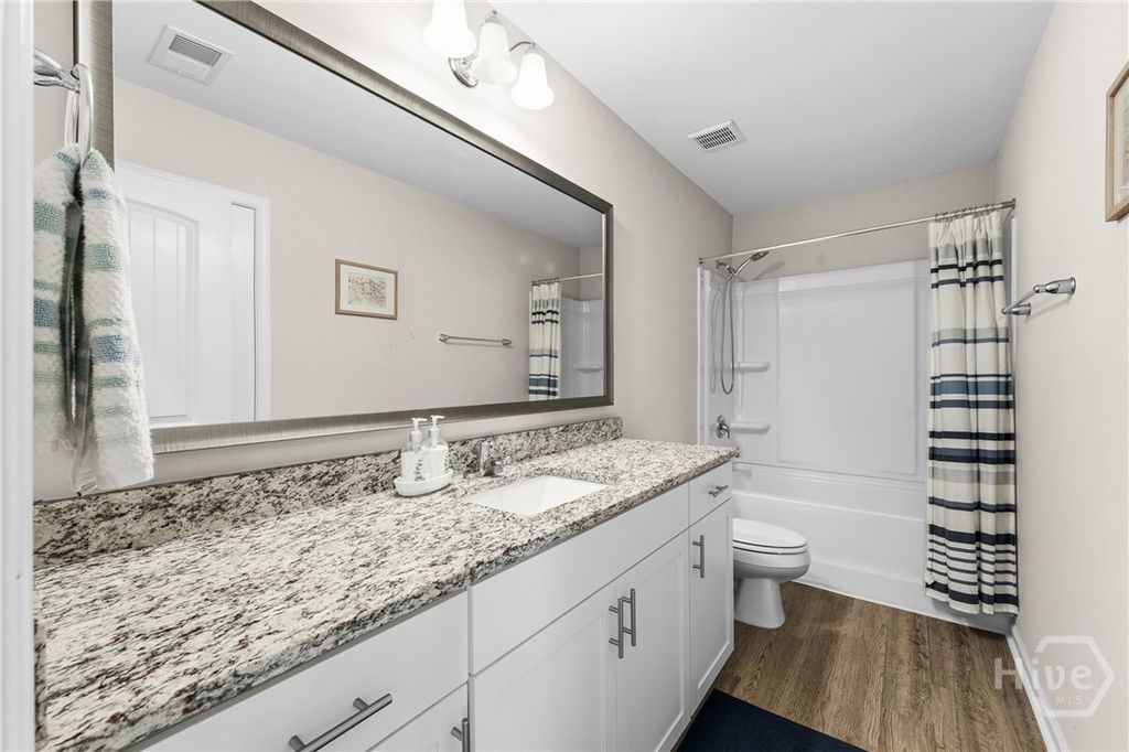 Image 28 of property listing at 138 Ainsdale Drive, Richmond Hill, GA 31324