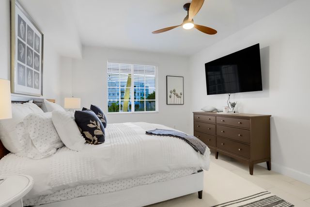 250 NE 3rd Avenue 1-211, Delray Beach, FL 33444