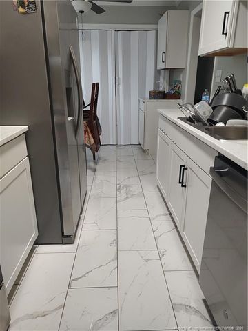 2204 Mossy Cup Lane, Fayetteville, NC 28304