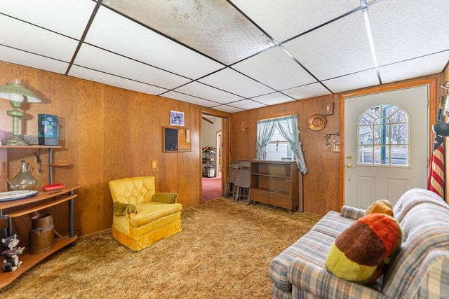 14118 Beaverton Road, Poplar Grove, IL 61065