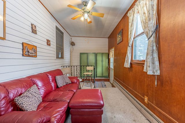 14118 Beaverton Road, Poplar Grove, IL 61065