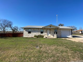 1490 W KLEIN RD, New Braunfels, TX 78130