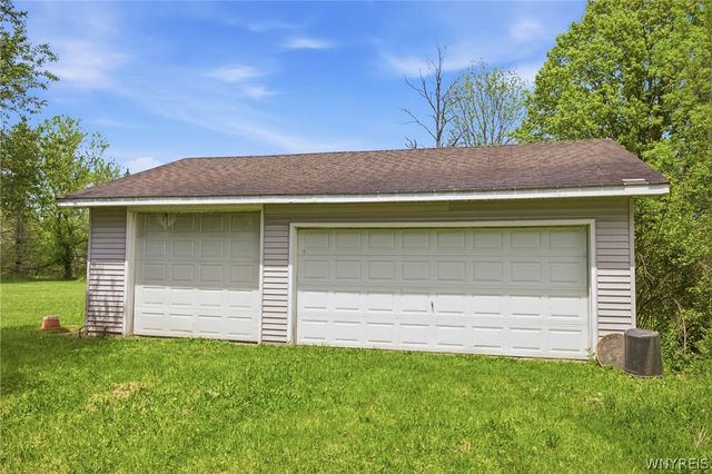 12318 Buckwheat Road, Newstead, NY 14001
