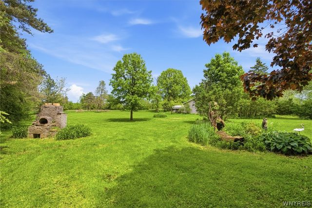12318 Buckwheat Road, Newstead, NY 14001