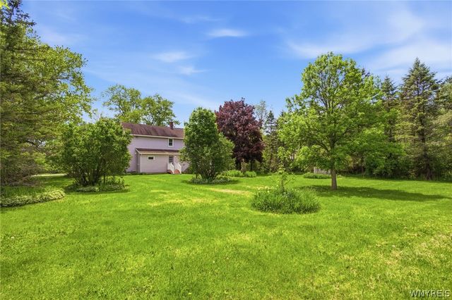12318 Buckwheat Road, Newstead, NY 14001