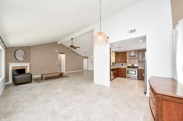7802 Alegria Drive, Houston, TX 77083